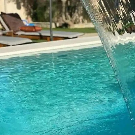 Stalla With Swimming Pool *